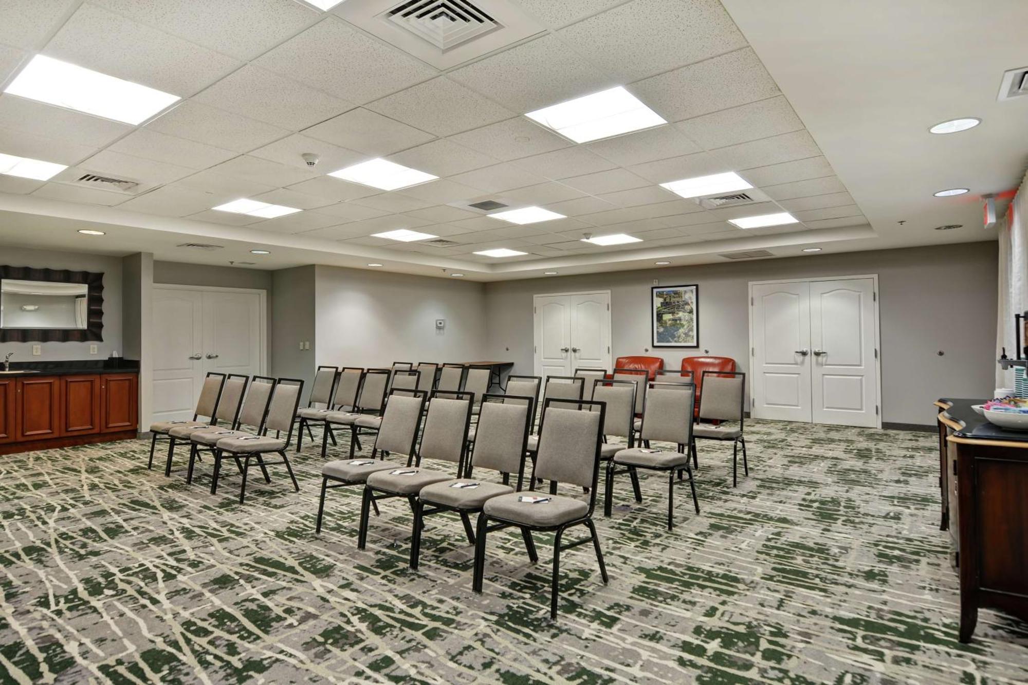 Homewood Suites By Hilton Reno Bagian luar foto