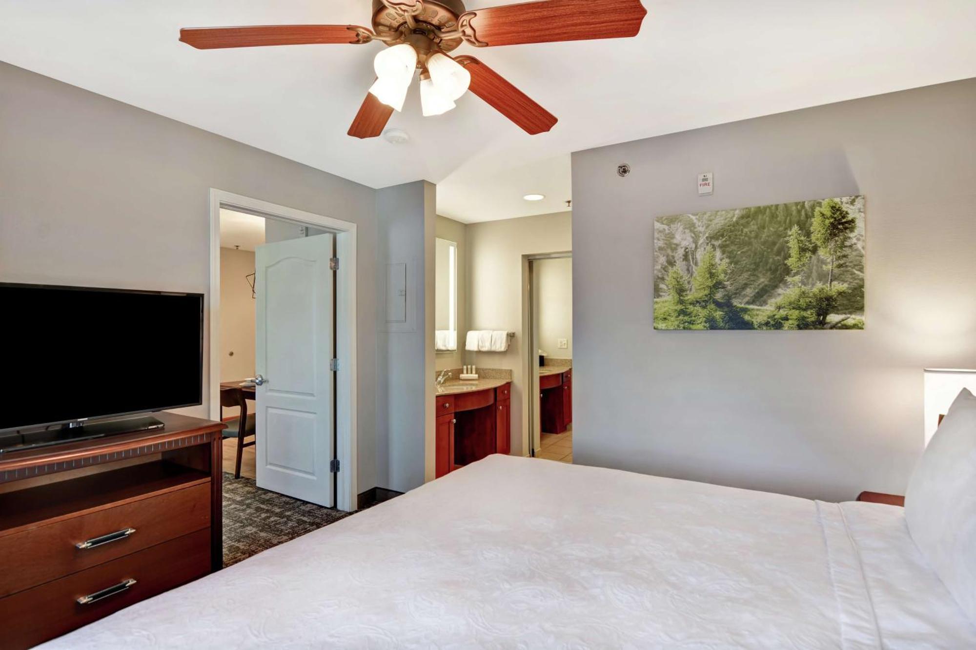 Homewood Suites By Hilton Reno Bagian luar foto